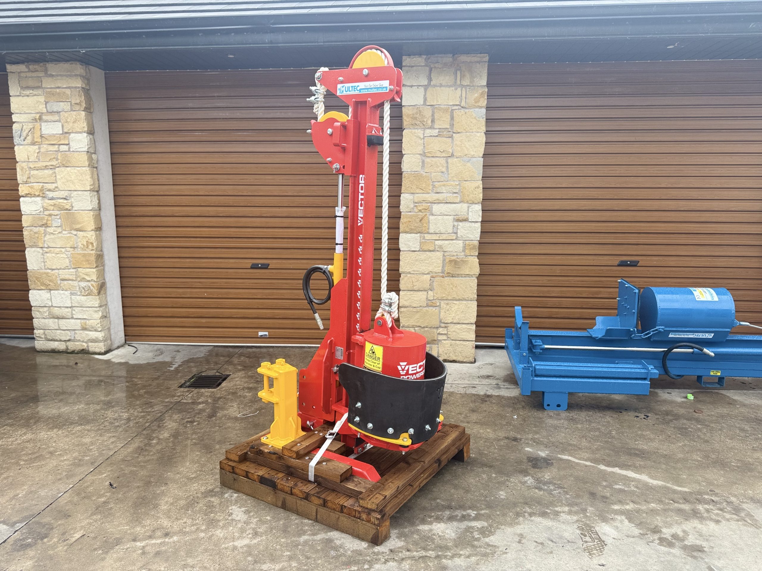 Vector Mini-Excavator Post Driver - (Model 6) - Image 18