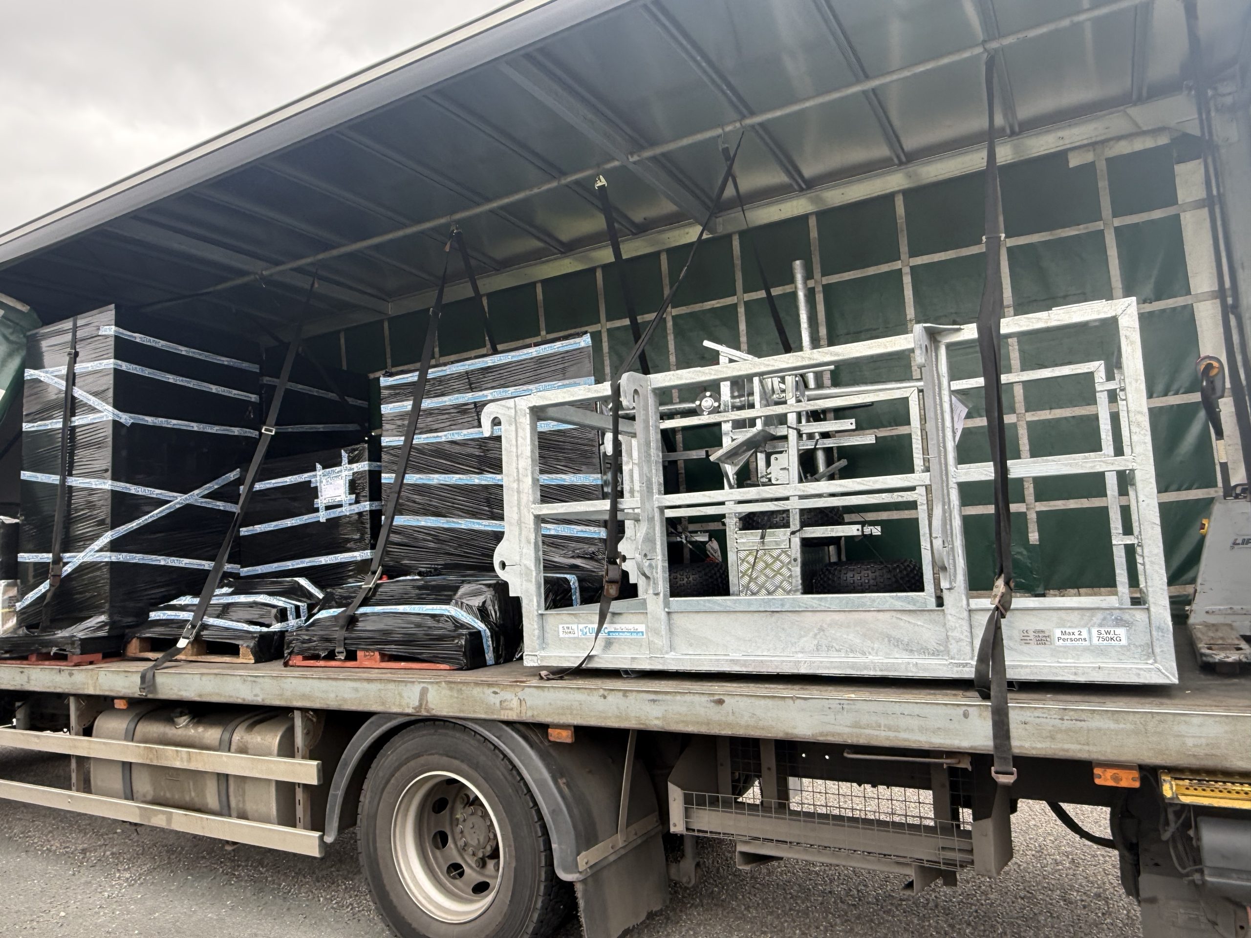 Professional Quad Fencing Trailer - Image 21