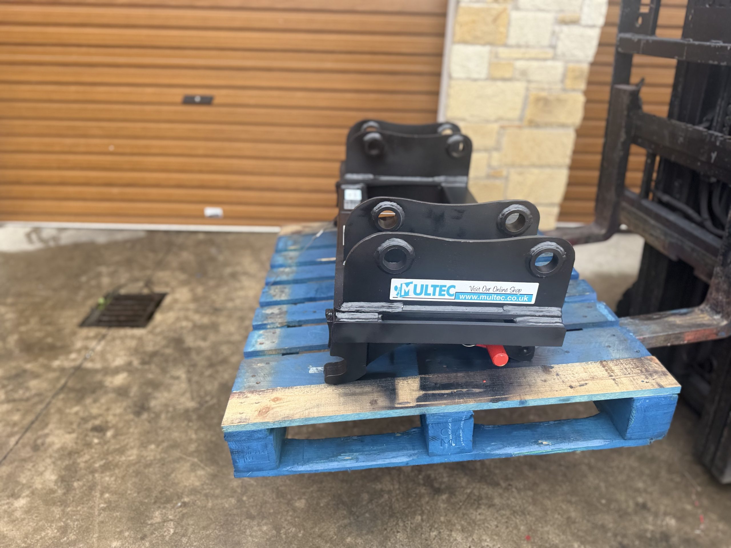 JCB 3CX to Chilton Interchanger - Image 8