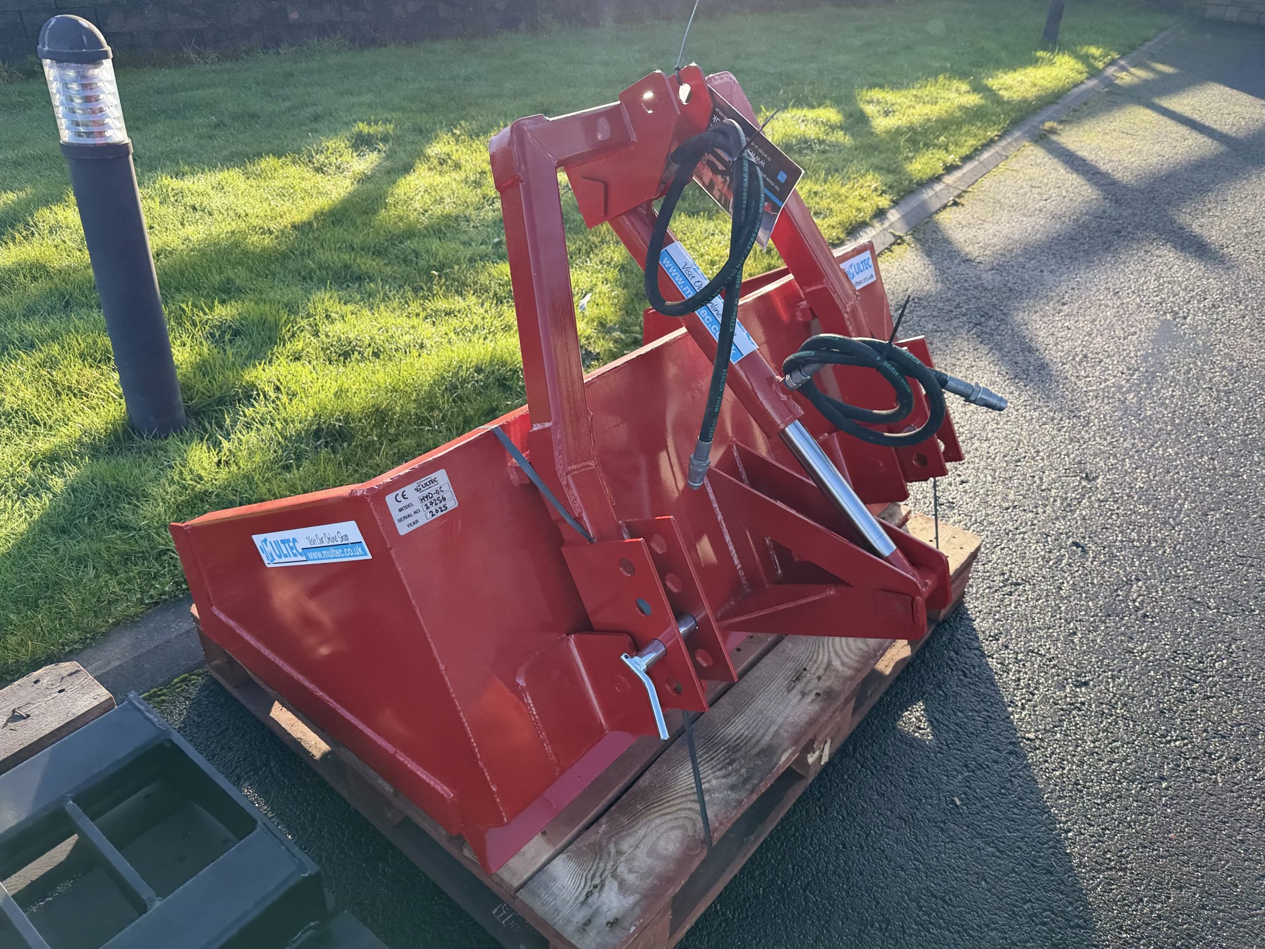 Compact Hydraulic Transport Boxes - Image 4